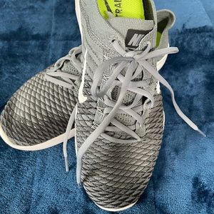 Nike Flyknit Training Gray Size 10 - 291